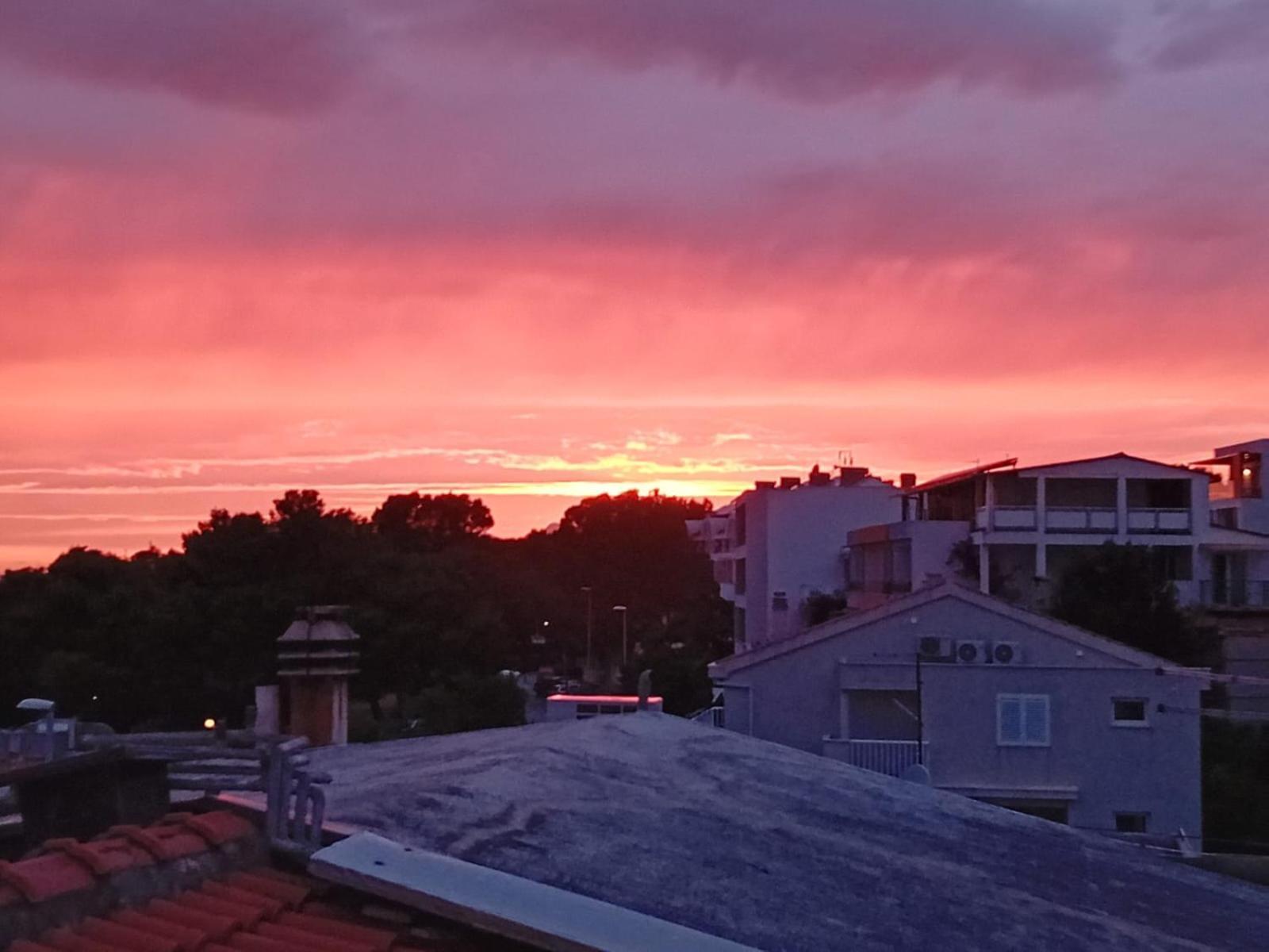 Jarak Near Appartement *